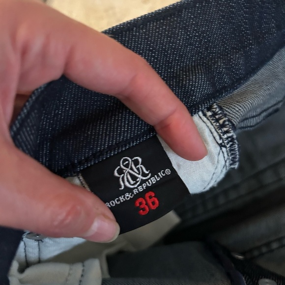 Rock & Republic Dark Denim Men's Jeans - Picture 3 of 6